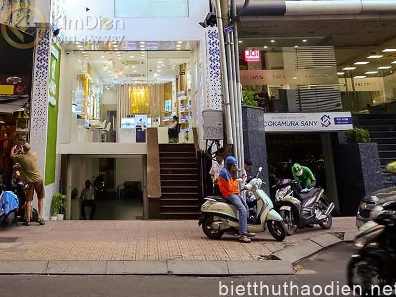 Bán Nhà Mặt Tiền Đường Trương Định Quận 3 Tiện Cho Thuê