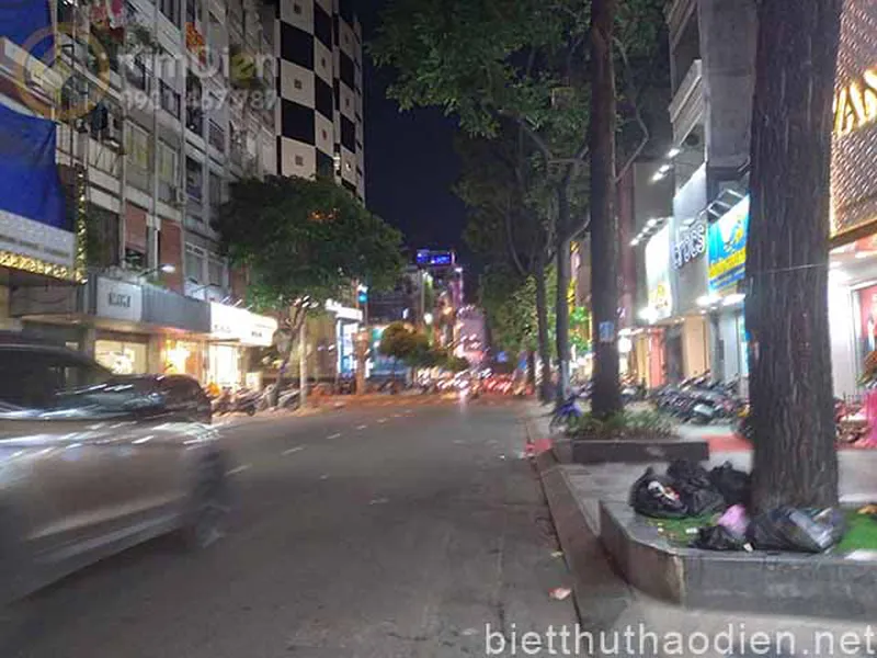 Bán Nhà Nguyễn Trãi Quận 1 Gần Bùng Binh Phù Đổng