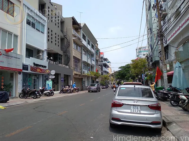 Bán Nhà Phường Tân Định Quận 1 Mặt Tiền Đường Trần Nhật Duật