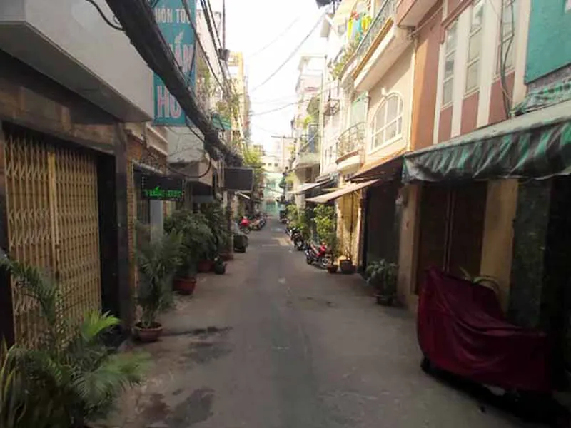 Bán Nhà Quận 1 Có 2 Phòng Ngủ Đầy Đủ Nội Thất Cao Cấp