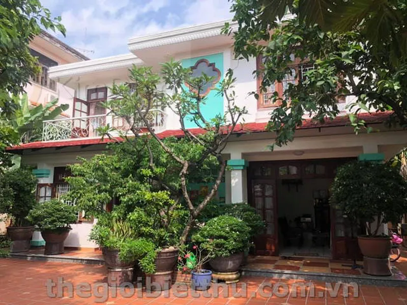 Biệt thự hai mặt tiền nội bộ Quốc Hương Thảo Điền bán