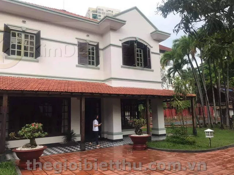Biệt thự hẻm nội bộ Xuân Thủy Thảo Điền giá tốt