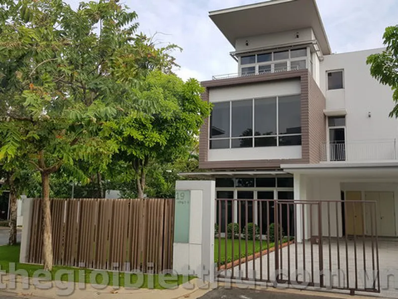 Biệt thự Riviera Cove nhà thô 388m2 giá tốt nhất