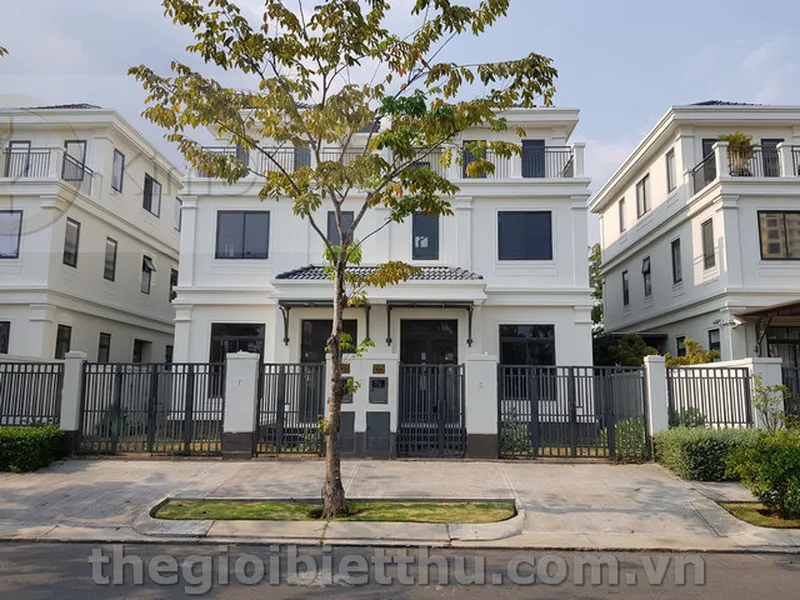 Biệt thự sông và công viên Lake View Novaland Quận 2