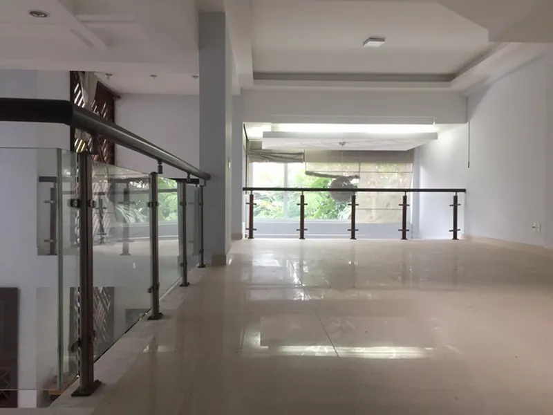 BIỆT THỰ THẢO ĐIỀN QUẬN 2 BÁN GẤP