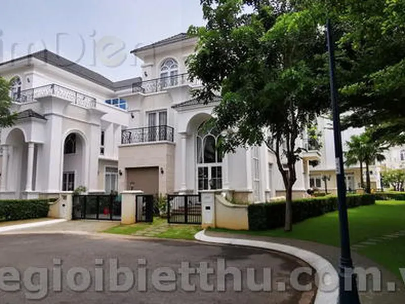 Biệt thự Venica Khang Điền đường Đỗ Xuân Hợp Quận 9