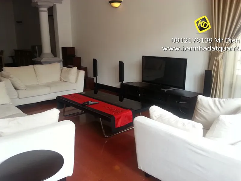 Cho thuê Biệt thự Thảo Điền có hồ bơi sân vườn giá 2500$/tháng