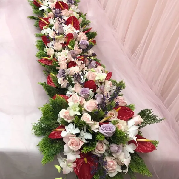 Hoa để bàn tiệc cưới