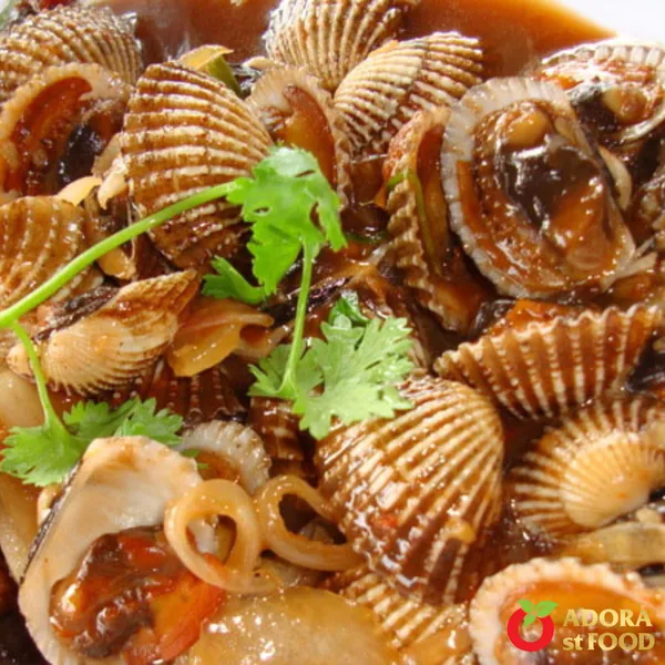 Tamarind Stir-Fried Blood Cockles
