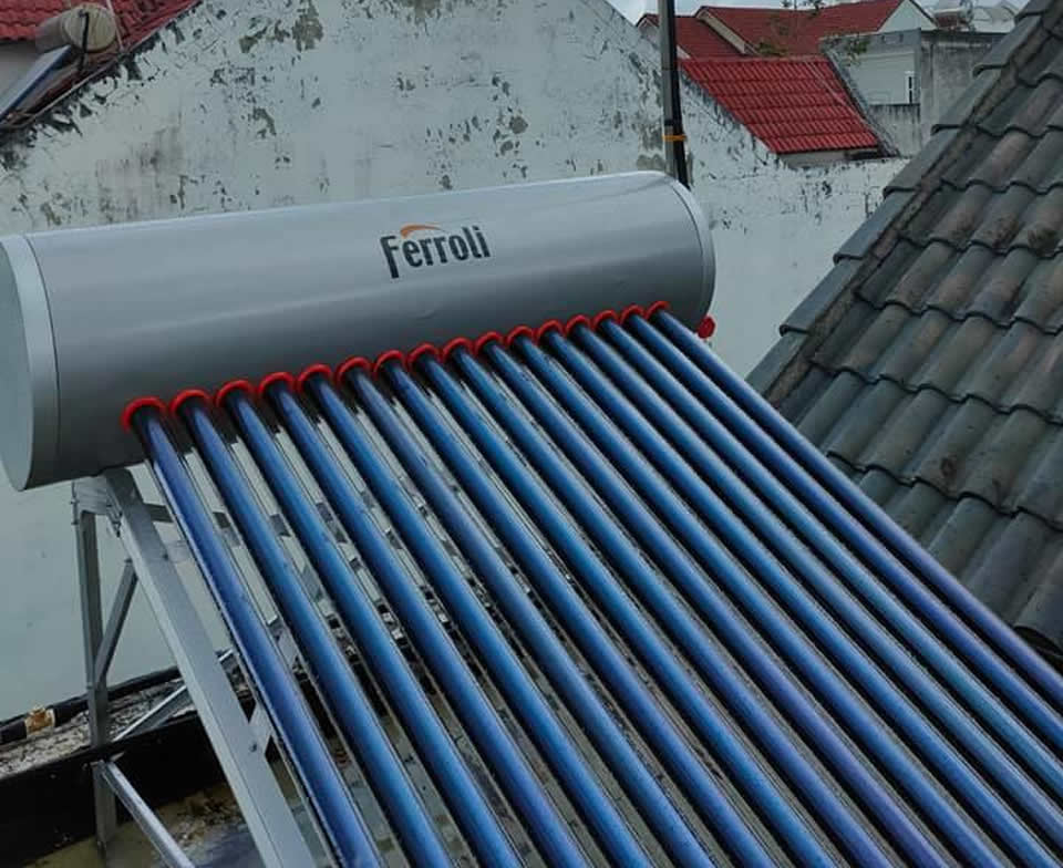 bình năng lượng mặt trời có hỗ trợ điện bình năng lượng mặt trời có hỗ trợ điện