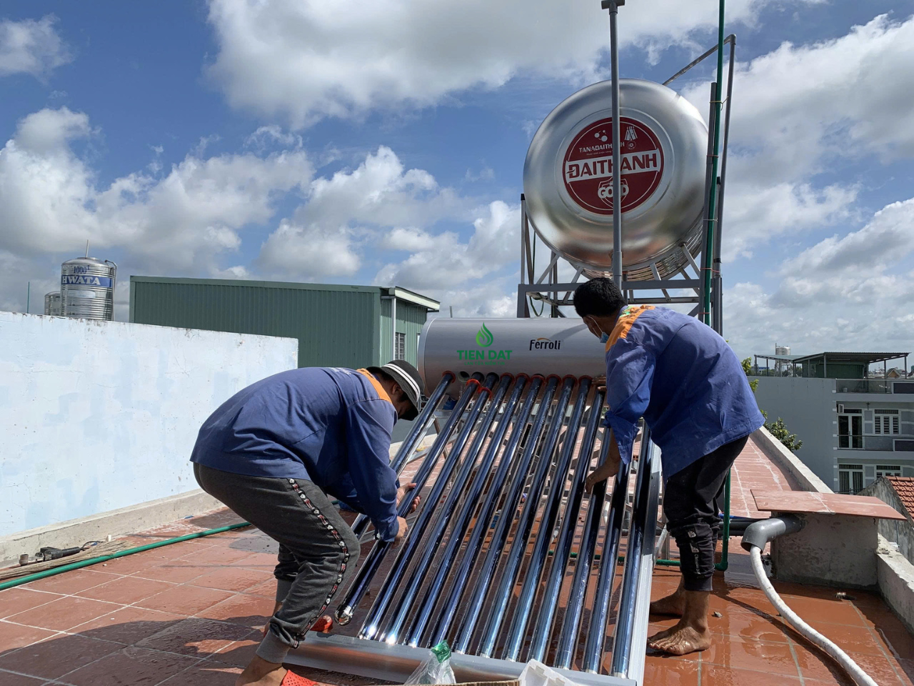 Hướng dẫn chọn mua máy năng lượng mặt trời Ferroli phù hợp cho gia đình Hướng dẫn chọn mua máy năng lượng mặt trời Ferroli phù hợp cho gia đình