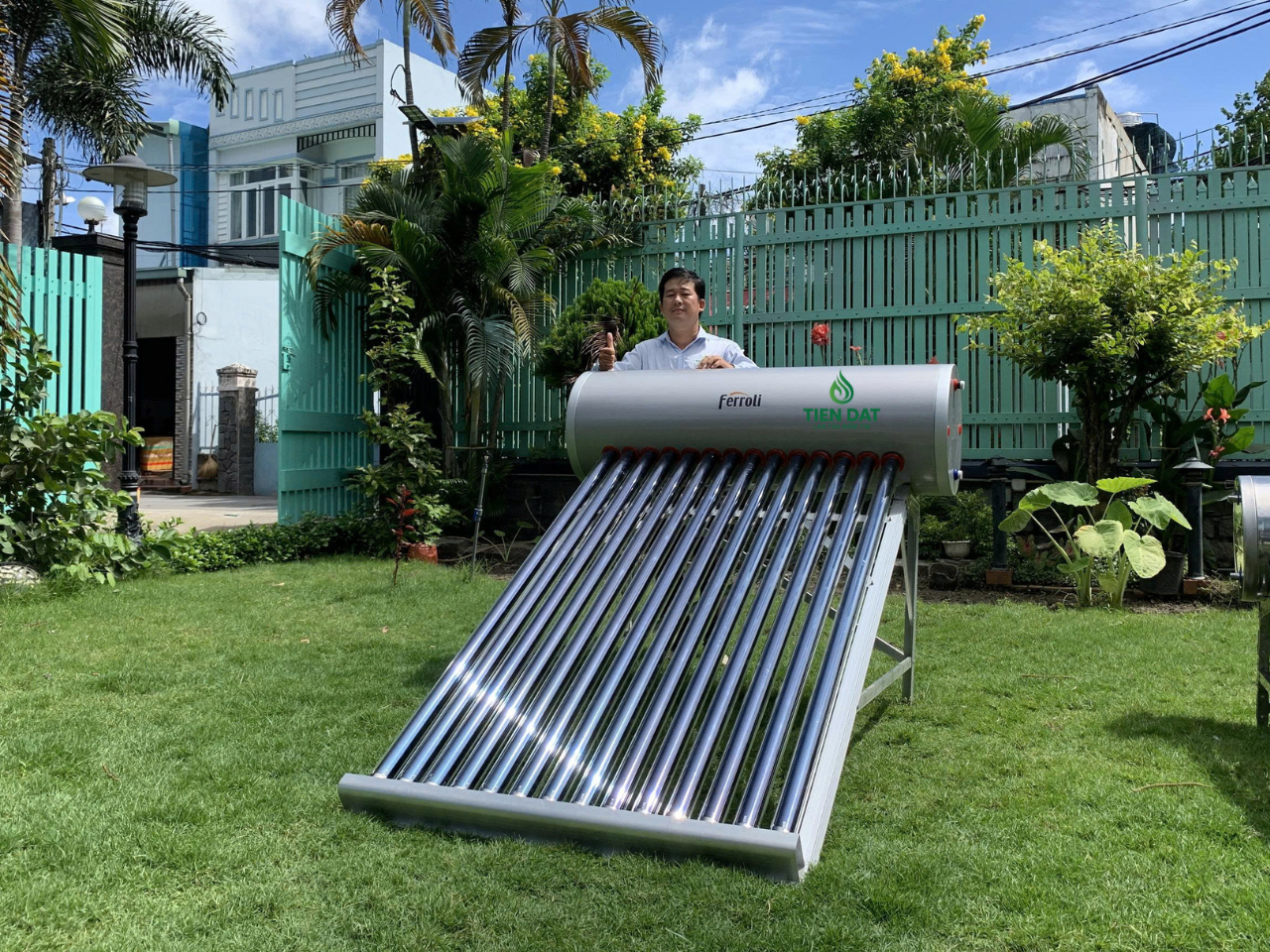 Tận dụng tối đa ánh nắng TPHCM với máy nước nóng năng lượng mặt trời Ferroli Tận dụng tối đa ánh nắng TPHCM với máy nước nóng năng lượng mặt trời Ferroli