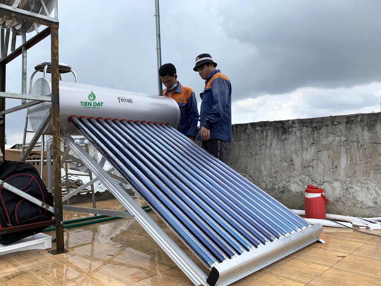 Tận dụng tối đa ánh nắng TPHCM với máy nước nóng năng lượng mặt trời Ferroli Tận dụng tối đa ánh nắng TPHCM với máy nước nóng năng lượng mặt trời Ferroli