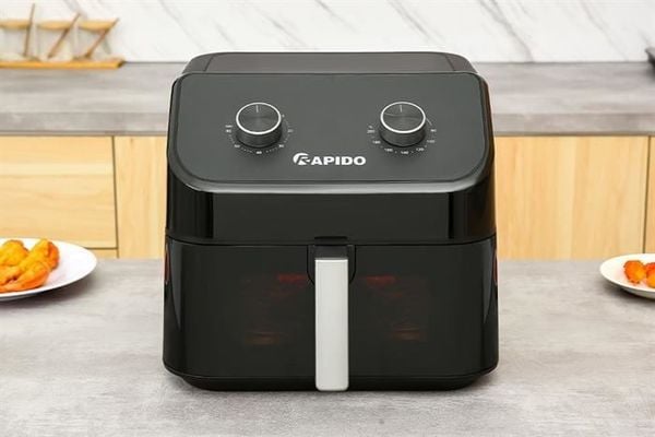Kinh nghiệm mua nồi chiên không dầu Rapido ở TPHCM: Chọn đúng mẫu, giá hợp lý Kinh nghiệm mua nồi chiên không dầu Rapido ở TPHCM: Chọn đúng mẫu, giá hợp lý