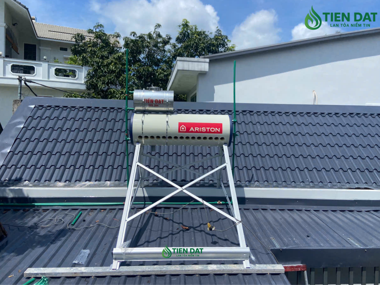máy nước nóng năng lượng mặt trời ariston máy nước nóng năng lượng mặt trời ariston