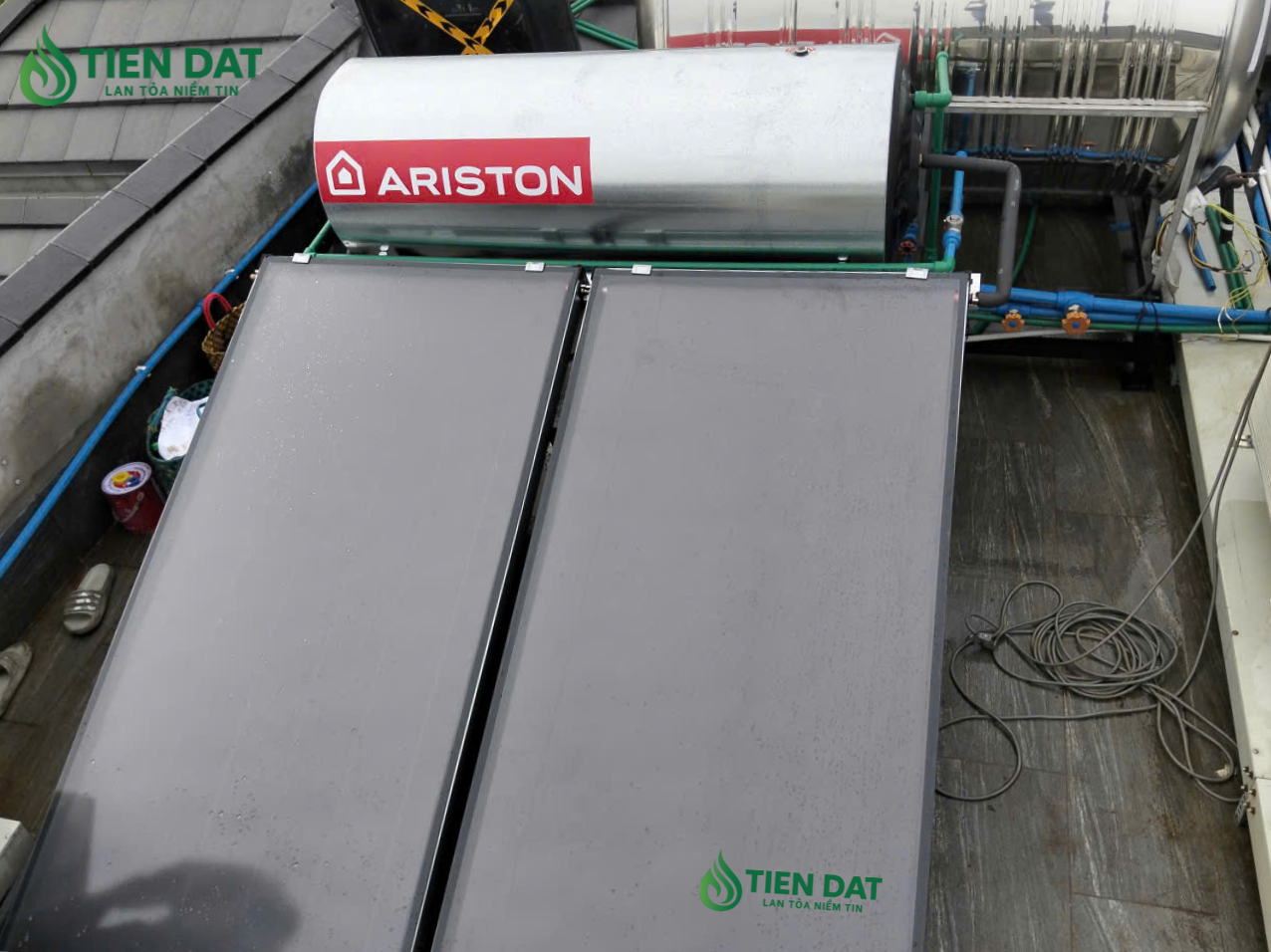 ariston tấm phẳng 250l ariston tấm phẳng 250l