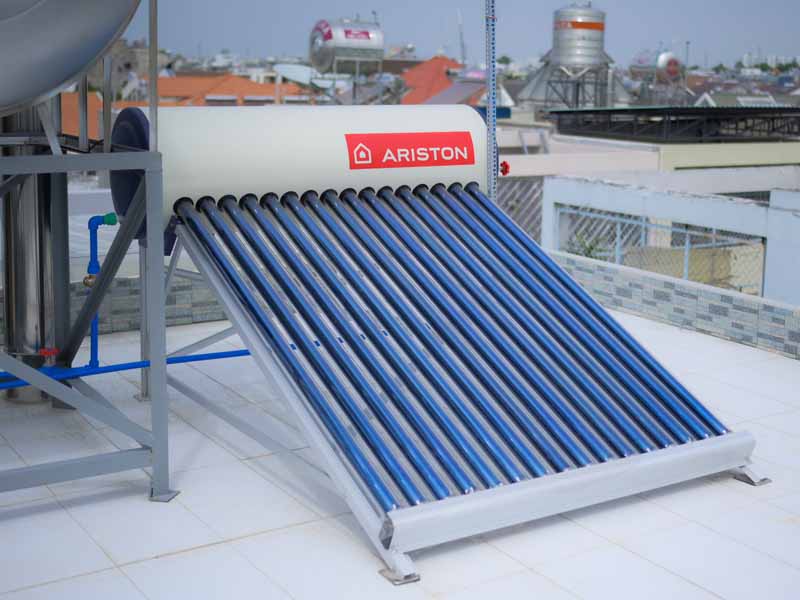 máy nước nóng năng lượng mặt trời ariston máy nước nóng năng lượng mặt trời ariston