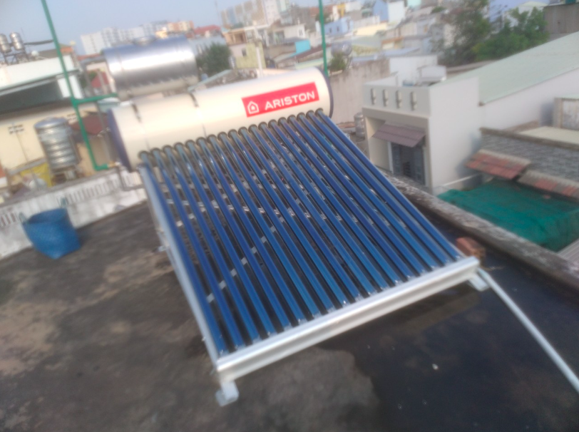 máy nước nóng năng lượng mặt trời giá bao nhiêu máy nước nóng năng lượng mặt trời giá bao nhiêu