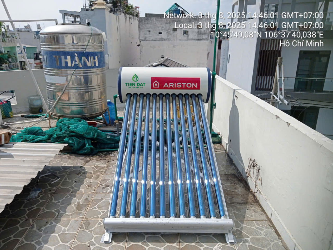 Tại sao máy nước nóng năng lượng mặt trời ống dầu Ariston được nhiều người tin dùng? Tại sao máy nước nóng năng lượng mặt trời ống dầu Ariston được nhiều người tin dùng?