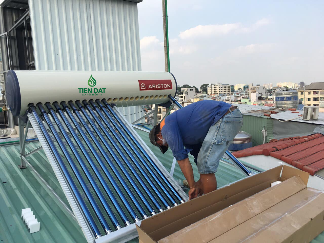 Cách bảo trì và vệ sinh ống thủy tinh năng lượng mặt trời Ariston đúng cách Cách bảo trì và vệ sinh ống thủy tinh năng lượng mặt trời Ariston đúng cách