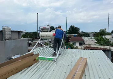 Tự bảo trì máy nước nóng năng lượng mặt trời Ariston các bước đơn giản và an toàn