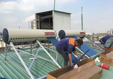 Các lưu ý quan trọng khi bảo trì máy nước nóng năng lượng mặt trời Ariston