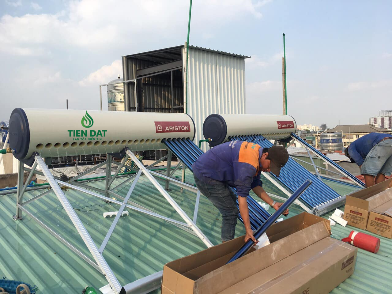 Khi nào nên vệ sinh máy nước nóng năng lượng mặt trời Ariston? Gợi ý địa chỉ uy tín tại TPHCM Khi nào nên vệ sinh máy nước nóng năng lượng mặt trời Ariston? Gợi ý địa chỉ uy tín tại TPHCM