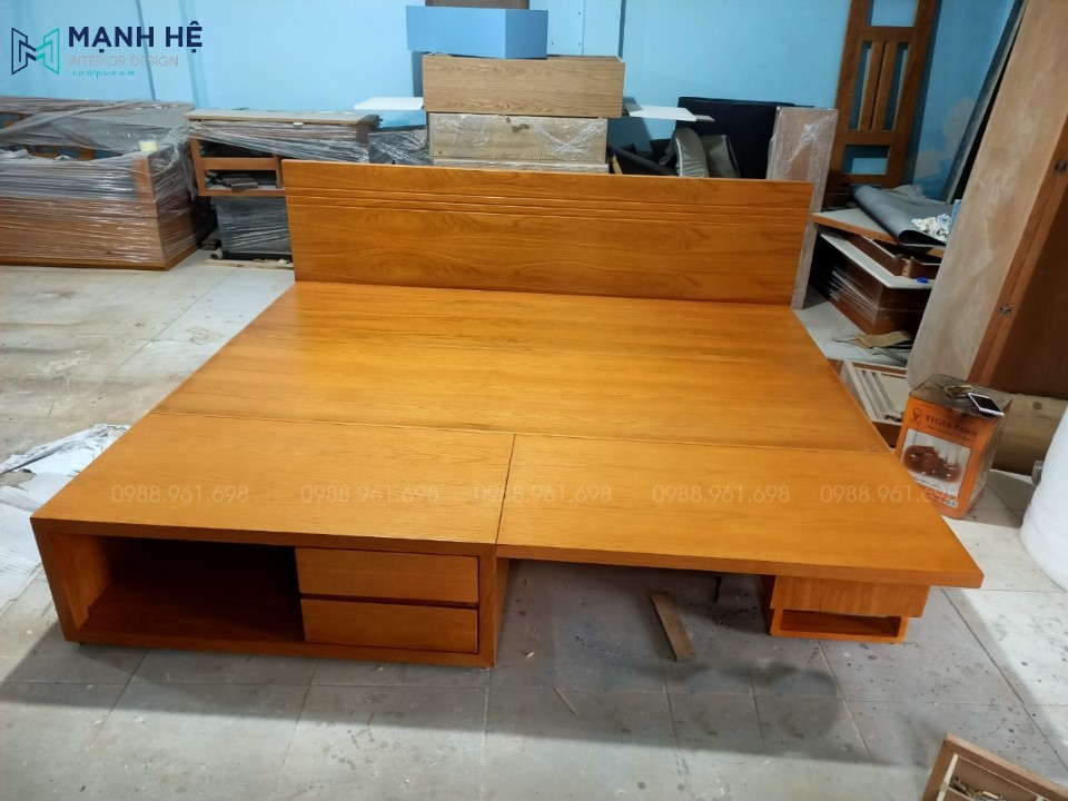 Khi kéo ra thành giường rộng