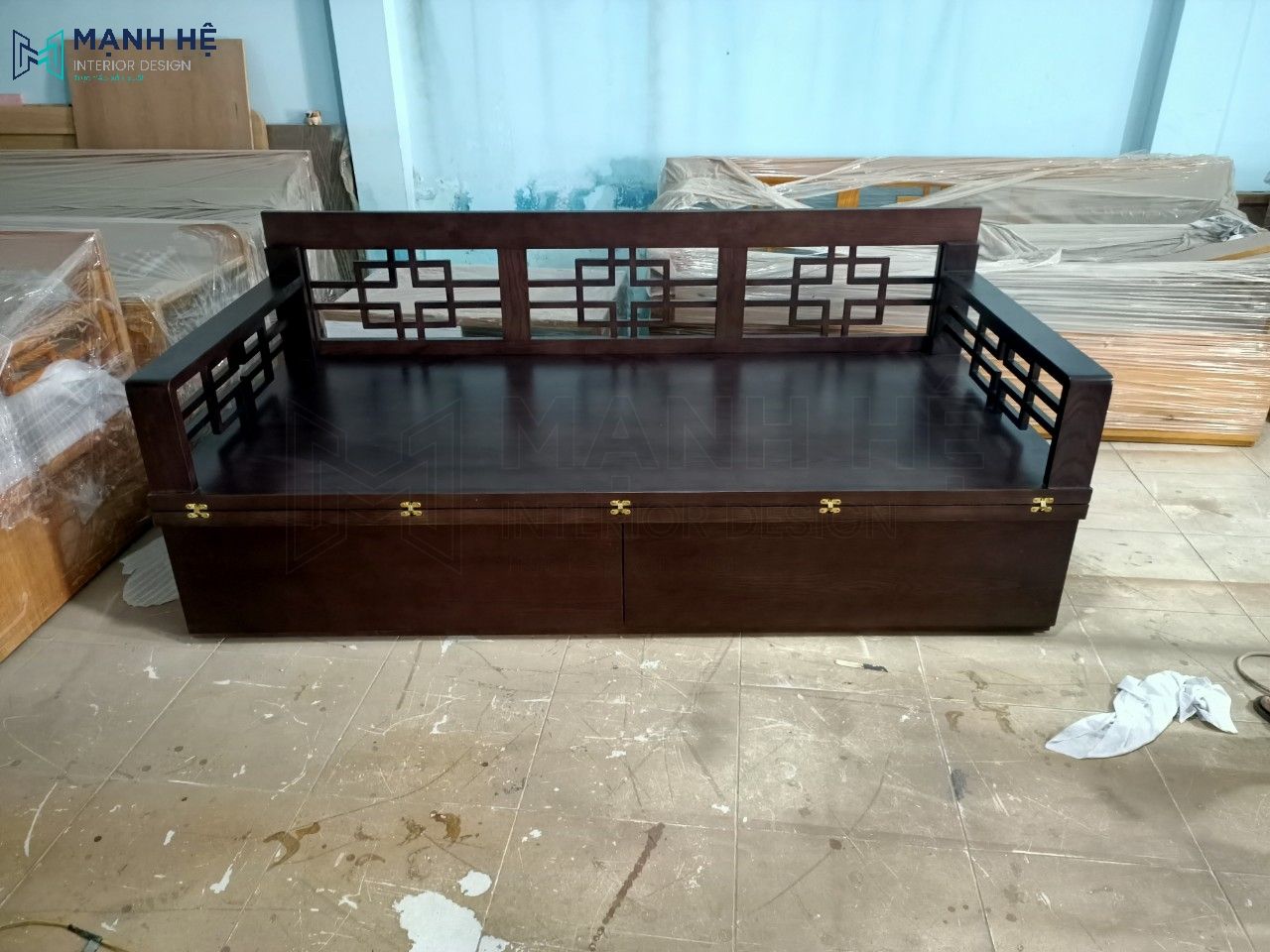 Ghế sofa giường màu cánh gián đậm