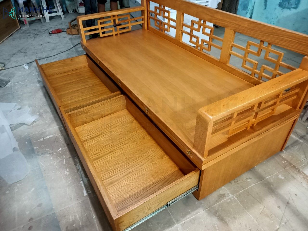 Giường gấp thành ghế sofa bằng gỗ