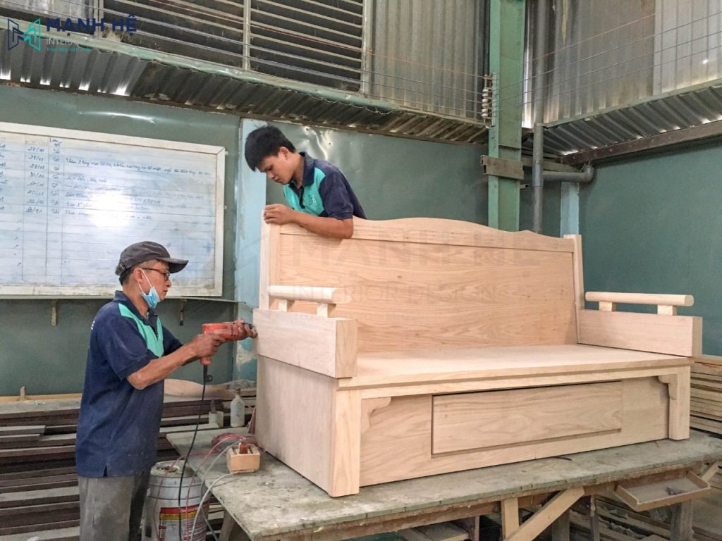 xưởng sản xuất ghế