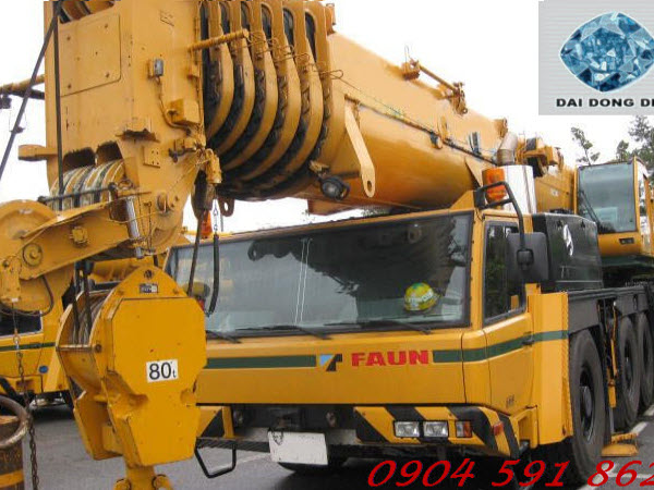 chuyên cung cấp dịch vụ cho thuê cẩu chuyên dùng 60 tấn, dịch vụ cẩu, hạ, vận chuyển hàng tải trọng lớn, rút hàng từ Container vận chuyển đến các khu Công nghiệp, nhà xưởng, khu chế xuất, cho thuê cẩu chuyên dùng cẩu hàng lên các tầng cao, cẩu vật liệu xây dựng phục vụ các công trình trong và ngoài địa bàn Hà Nội.  Quý khách hàng đang cần thuê cẩu tự hành,cẩu, hạ vận chuyển hàng uy tín, chất lượng với mức chi phí thấp, hãy gọi ngay cho chúng tôi để được tư vấn miễn phí và cung cấp các thông tin cần thiết về dịch vụ :  Hotline: 0912.561.550