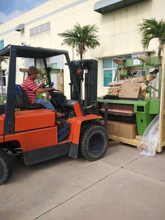 Cho thuê xe nâng hàng ở Thuận An Bình Dương Cho thuê xe nâng hàng ở Thuận An Bình Dương