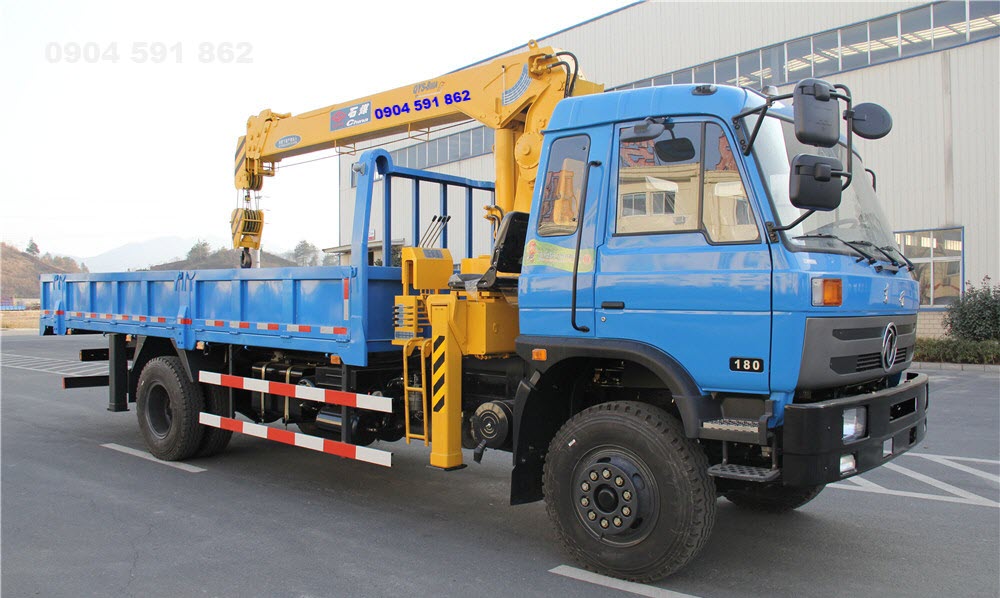 * Cho thuê xe cẩu tự hành 1.9 tấn * Cho thuê xe cẩu tự hành 1.9 tấn