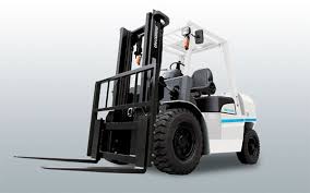 chuyên cho thuê xe nâng giá rẻ hóc môn