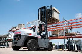 Xe nâng tân uyên cho thuê giá rẻ