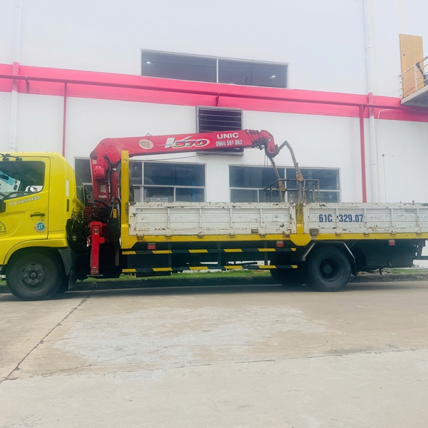 Dịch vụ cho thuê xe cẩu 5 tấn Thủ Dầu Một