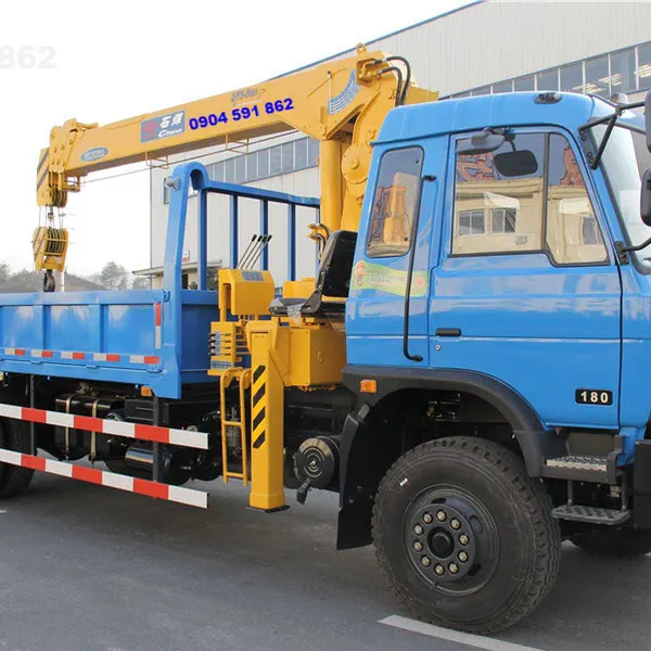 Dịch vụ cho thuê xe cẩu hàng tại khu công nghiệp Rạch Bắp của công ty Đức Quốc Thiện