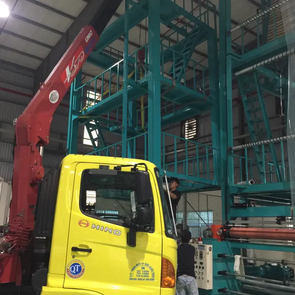 Dịch vụ cho thuê xe cẩu tải tại Long An giá tốt của Đức Quốc Thiện