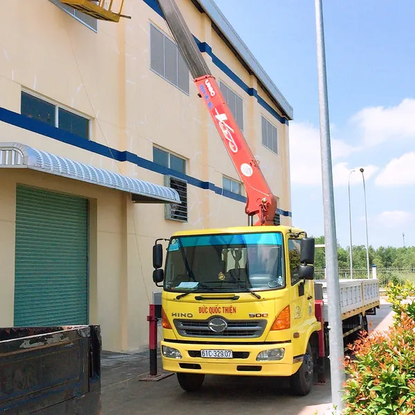 Cho thuê xe cẩu thùng tại Bình Dương-Dịch vụ giá rẻ