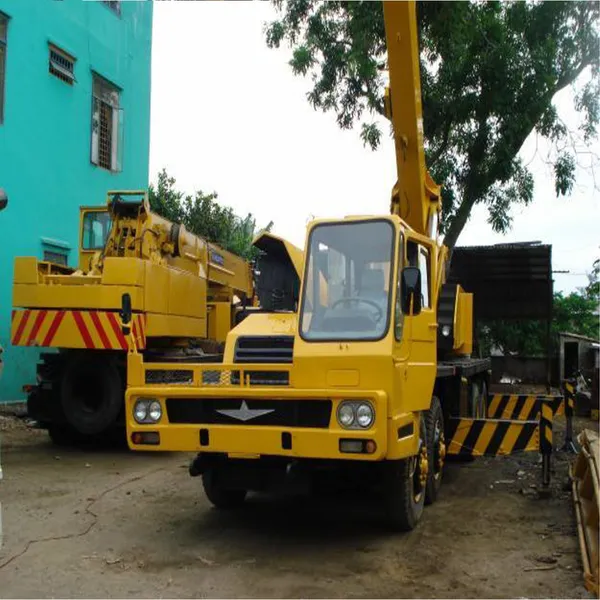 Địa chỉ cho thuê xe cẩu Tp.HCM