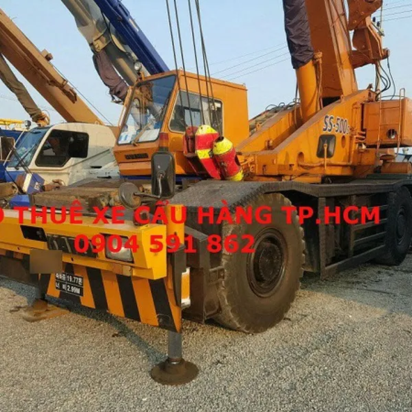 Dịch vụ cho thuê xe cẩu ở Tp.HCM