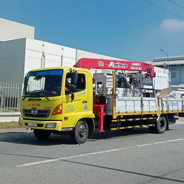 Cho thuê xe cẩu Bình Dương Đức Quốc Thiện Giá rẻ