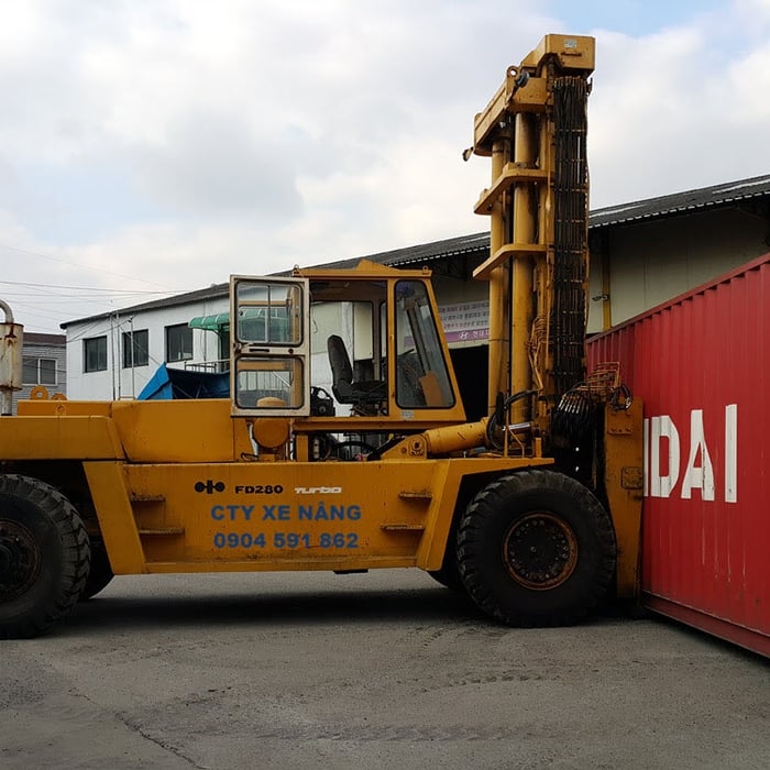 Cho Thuê Xe Nâng 5 Tấn VSIP 2 Bình Dương