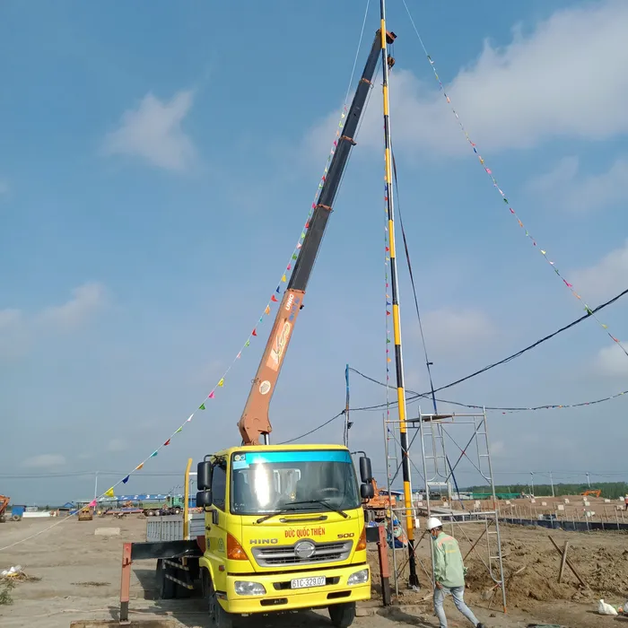 Cho thuê xe cẩu ở Bình Dương - Đức Quốc Thiện