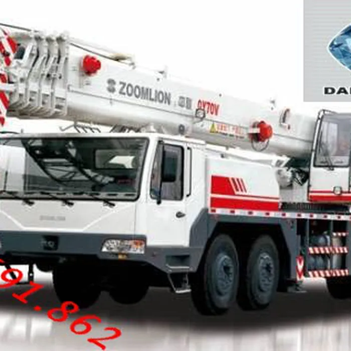 Cho thuê xe cẩu bánh lốp 70 tấn