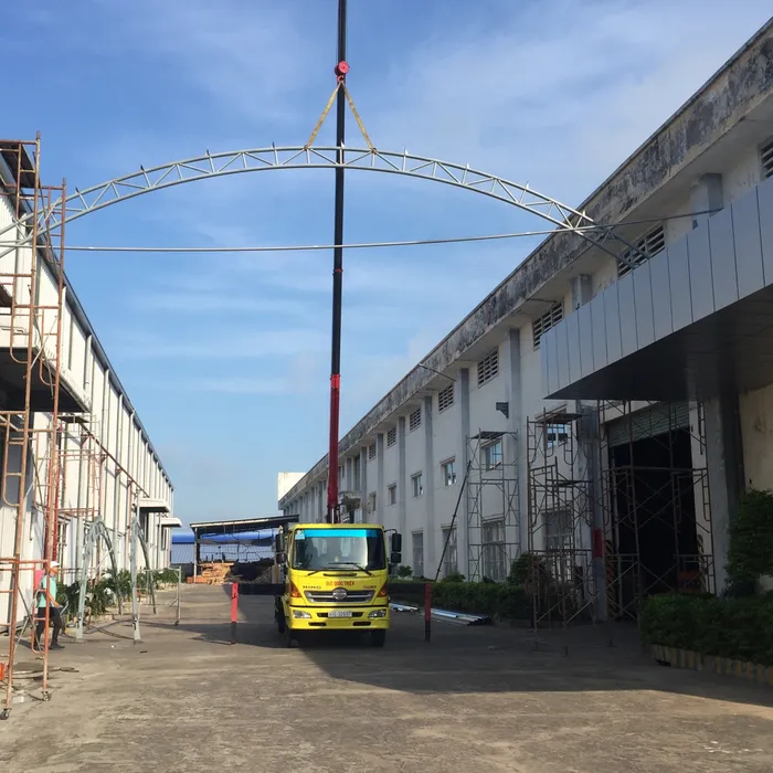 Cho thuê xe cẩu hàng hóa Bình Dương giá rẻ