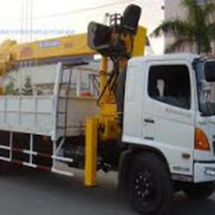 Cho thuê xe cẩu tự hành(cẩu thùng) 15 tấn