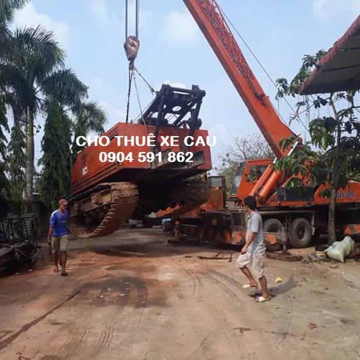 Chuyên cho thuê xe cẩu chuyên dùng tại Bình Dương
