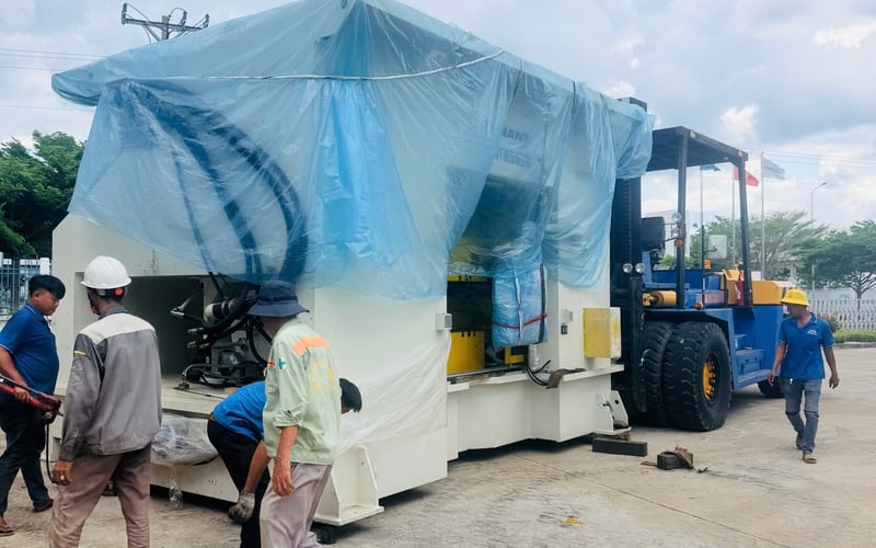 Cho Thuê Xe Cẩu Xe Nâng Mỹ Phước - Xe Cẩu Xe Nâng Đức Quốc Thiện